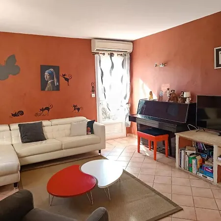 Chez Mimacha